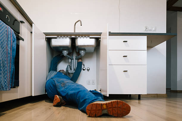 Professional Leak Detection technician working in Brunswick, ME